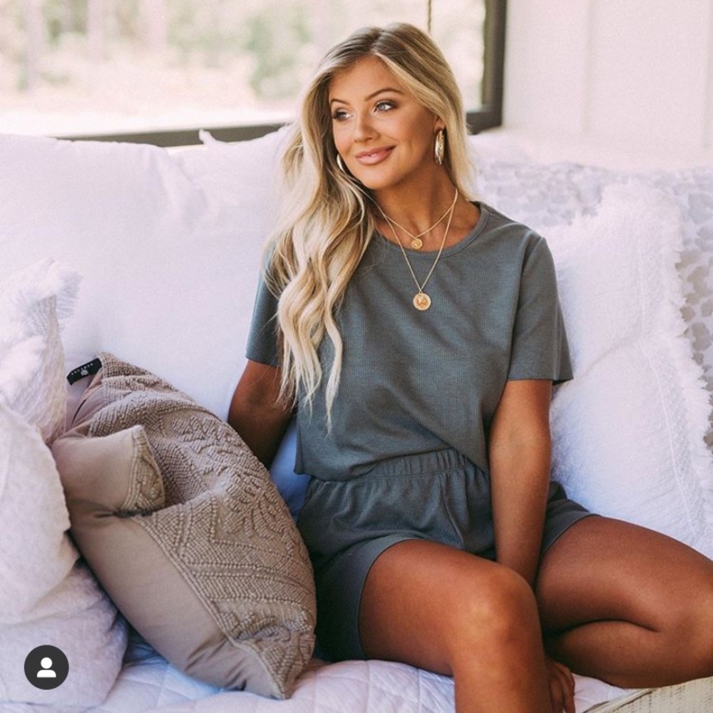 Olive green 2 piece lounge set